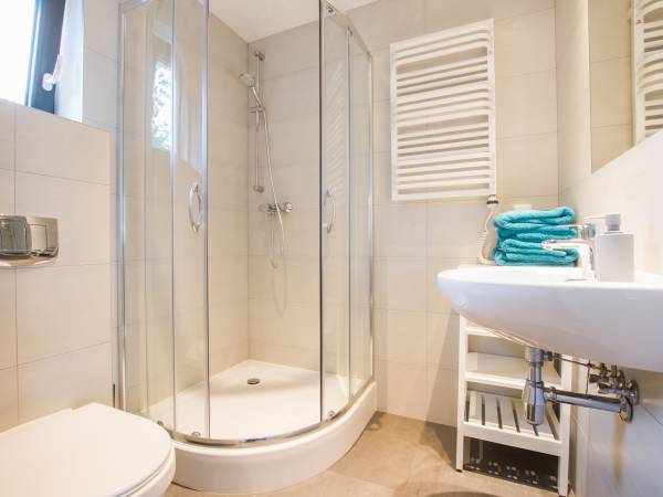 Domke wolnostojący- łazienka