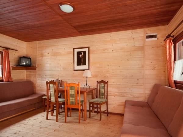 Domki Letniskowe Bursztynowo