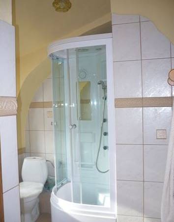 Dworek i pokoje gościnne Mały Dwór