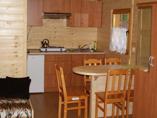 kuchnia w domku nr 1