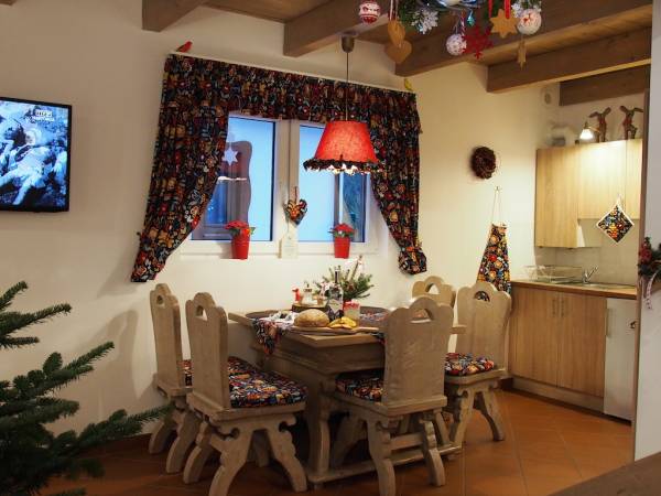 Pokój dzienny i aneks