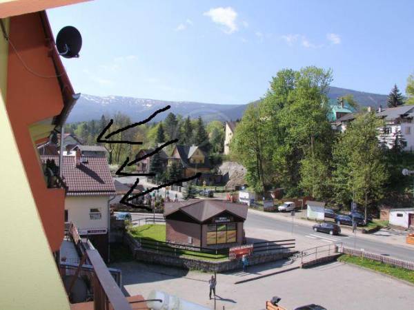 widok od ulicy MALEJ 1A