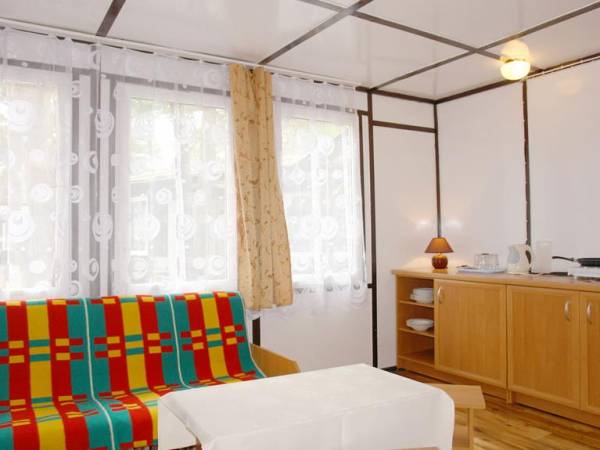 DOMKI z odzielnym wejściem