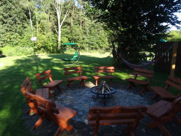 Gajówka - Całoroczne Pokoje i Apartamenty