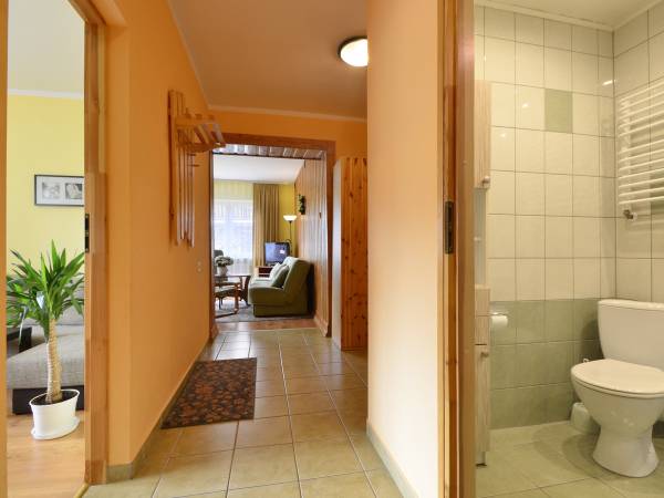 Przedpokój i łazienka Apart. nr 2