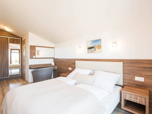 Pokój 2os. 18m2 III piętro