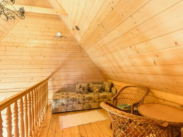 dostawka na antresoli