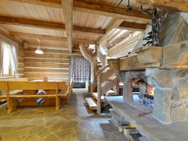 Jadalnia w domku góralskim