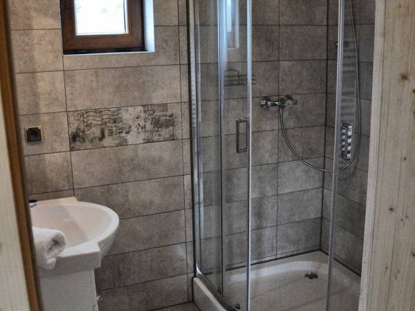 Całoroczne Domki Zaciszna Polana 