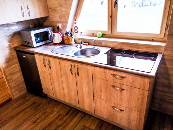 domek drewniany kuchnia