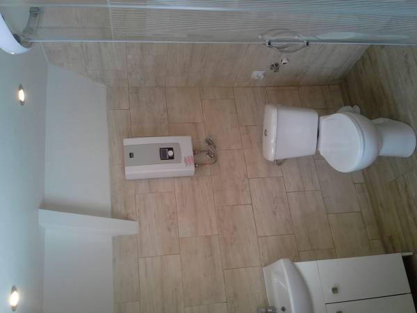 domek drewniany łazienka