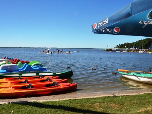 ATRAKCJE NAD JEZIOREM