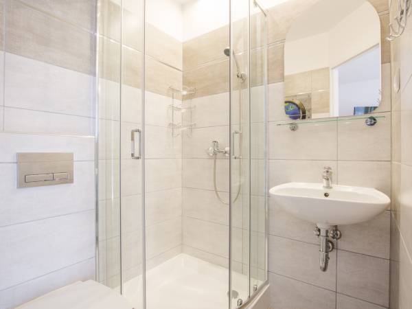 Apartamenty i pokoje Ara