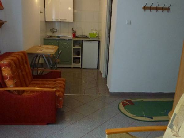 LAGUNA Pokoje Pokój z aneksem kuchennym 2b