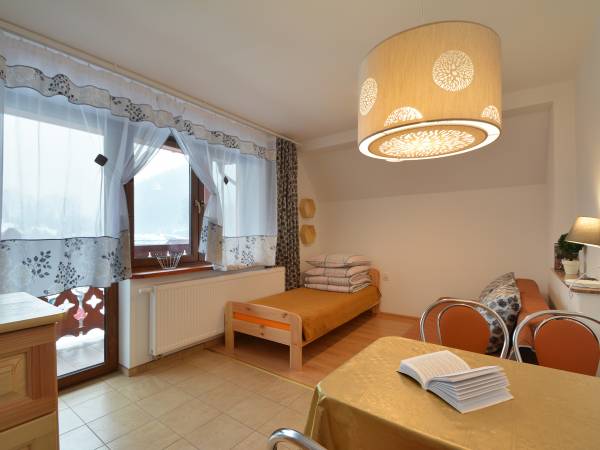 Amelia Domek nad Grajcarkiem