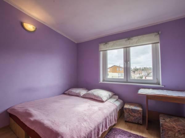 Pokój fioletowy 2 osobowy II piętro