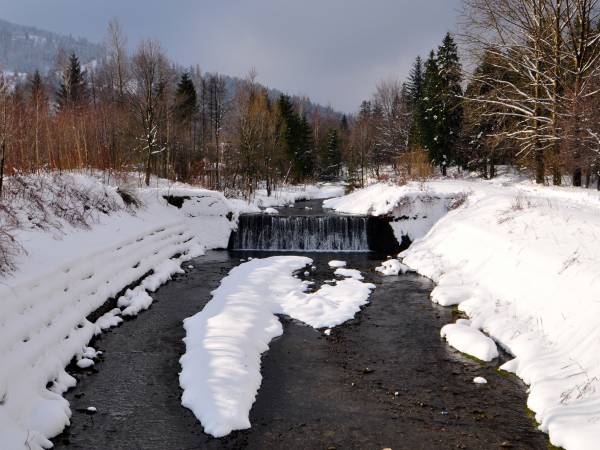 Wodospad 200 m od domków