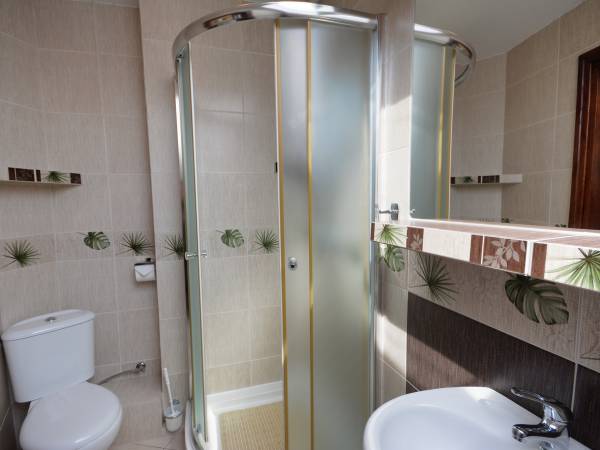 Łazienka do pokoju nr 13