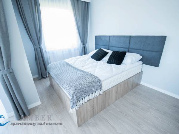 Apartament 4 os na piętrze z oknem szczytowym
