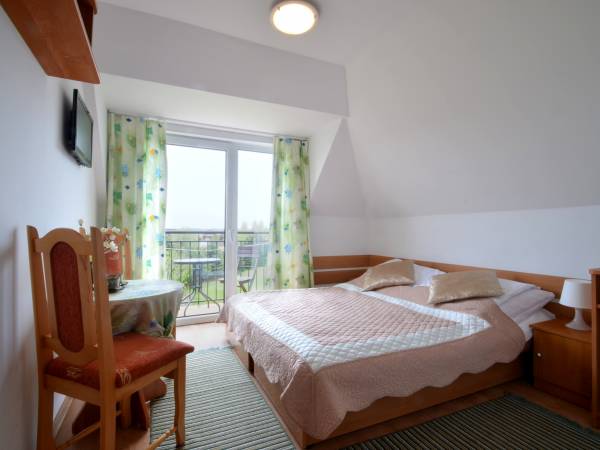 Pokój 2 osobowy II piętro nr 15