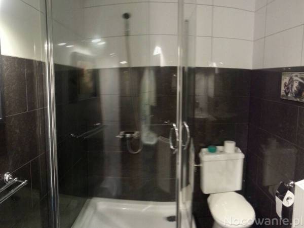 łazienka pokoju nr 1