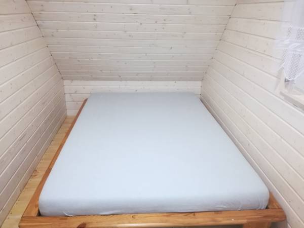 mała sypialnia domek Gabrysia