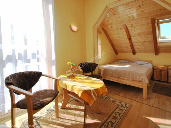 pokój nr 2 - sosnowy ,I pietro