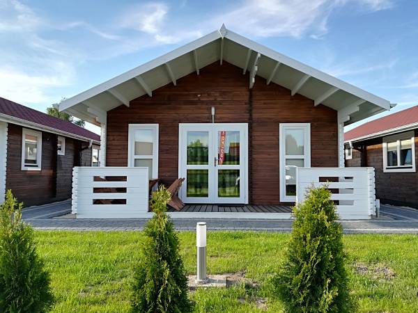 Front 1 - Domki Żeglarzy