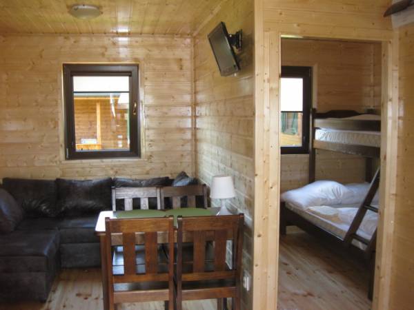 DOMKI NAD MORZEM DZIEDZIC