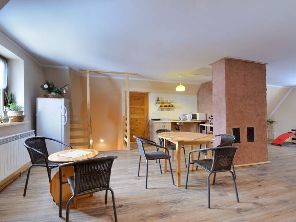 jadalnia w domu rodzinnym