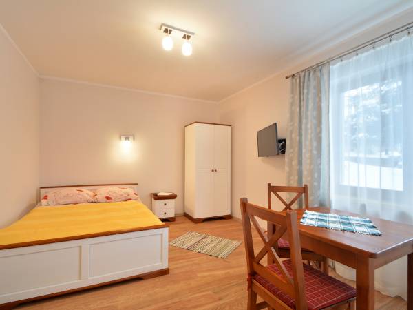 pokój 2-osobowy na parterze . Nr.1 w nowym domu