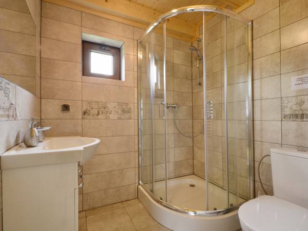 Całoroczne Domki Zaciszna Polana 