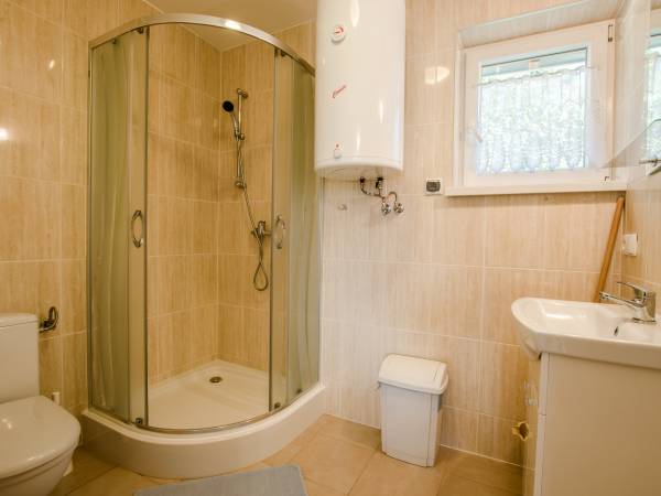 Domek parter łazienka