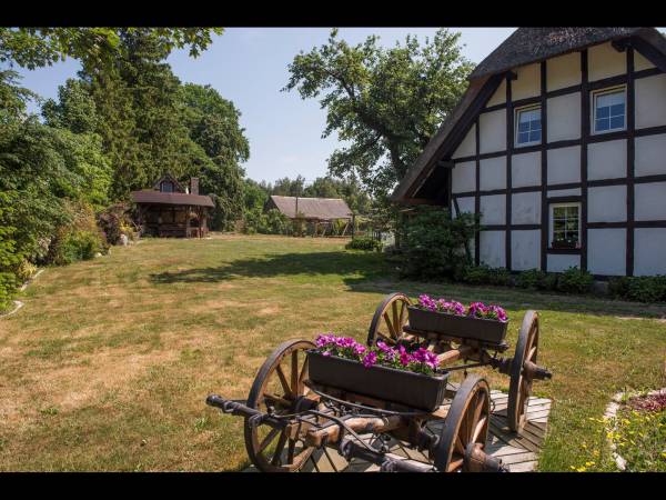 Dom “Pod Strzechą”