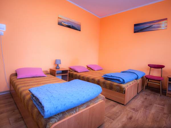 Dom wczasowy oraz domki letniskowe Pustkowo