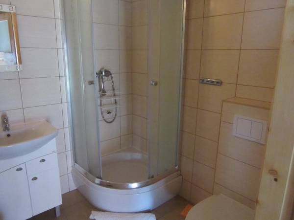 łazienka domek 4-5 osób