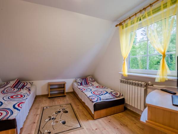 Apartament 6 osobowy- pokój nr 3