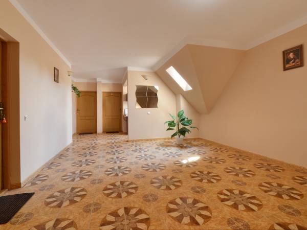 Dom Gościnny Pod Dębem