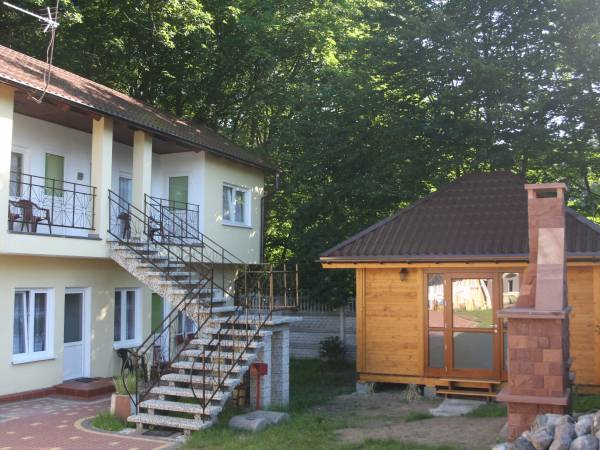 Budynek nr 3 altana i grill