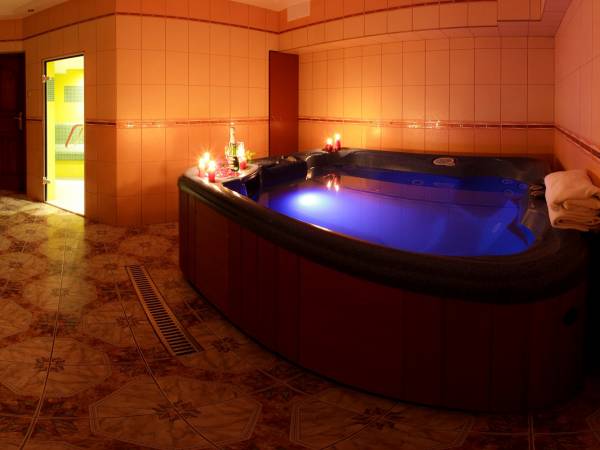 SAUNA I JACUZZI