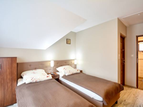 Wygodne łózka pojedyncze 90x200