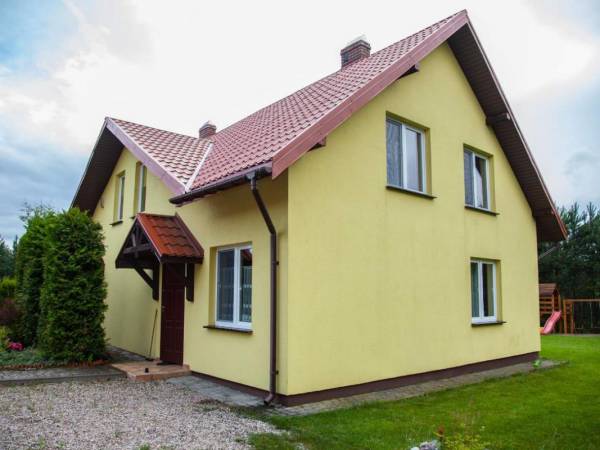 Domy na Pograniczu nad jeziorem