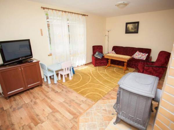 Domy na Pograniczu nad jeziorem