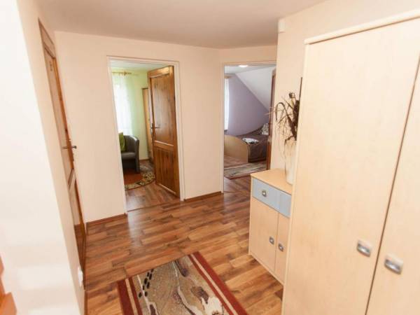 Domy na Pograniczu nad jeziorem