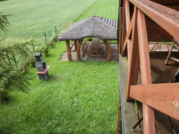 Domy na Pograniczu nad jeziorem