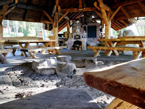 Wiata na grilla i ognisko