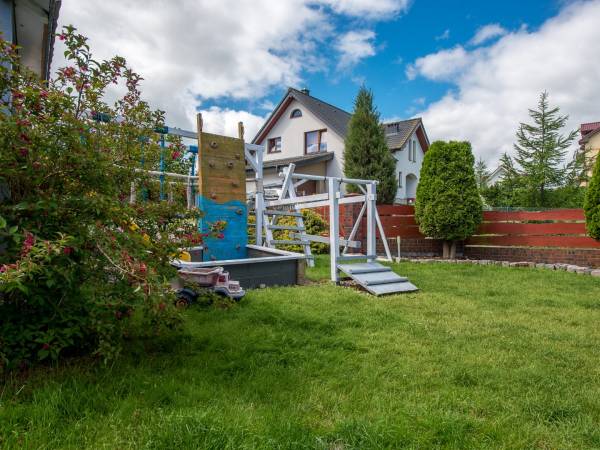 Chłapowo plac zabaw