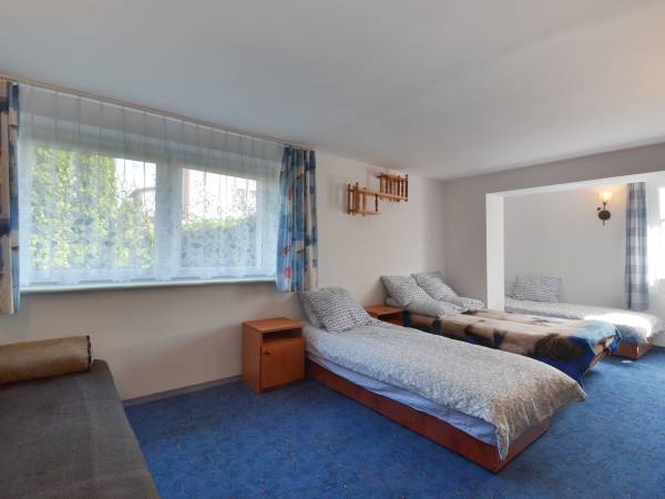 pokój z prywatną łazienką