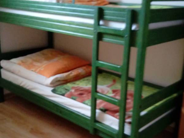 łożko piętrowe w apartamecie