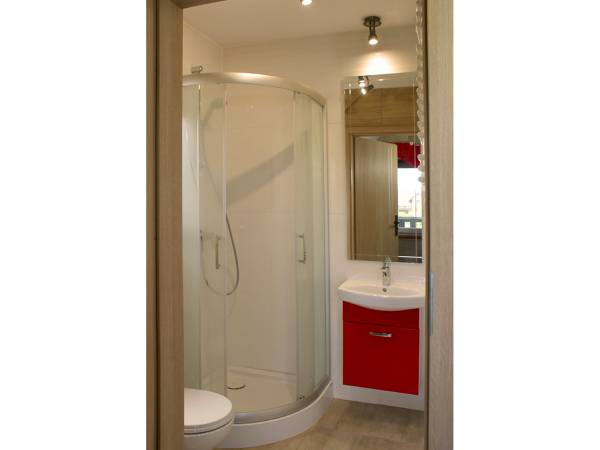 łazienka w pokoju 2 - osobowym